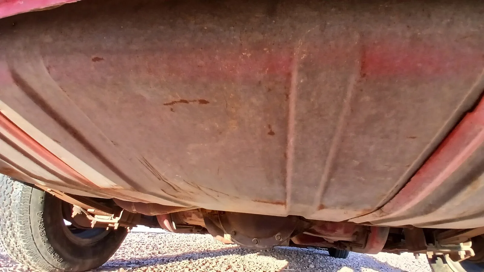 Floor and differential